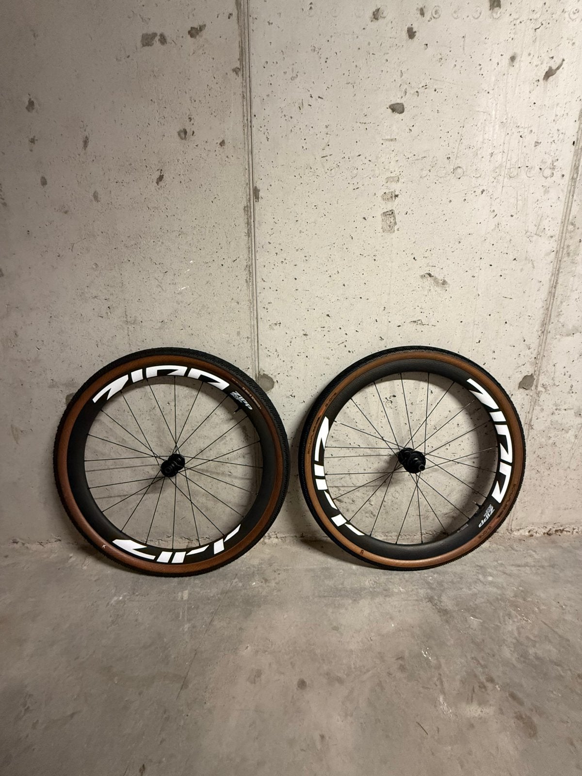 Zipp 303 sw, Fietsen en Brommers, Fietsonderdelen, Ophalen, Zo goed als nieuw