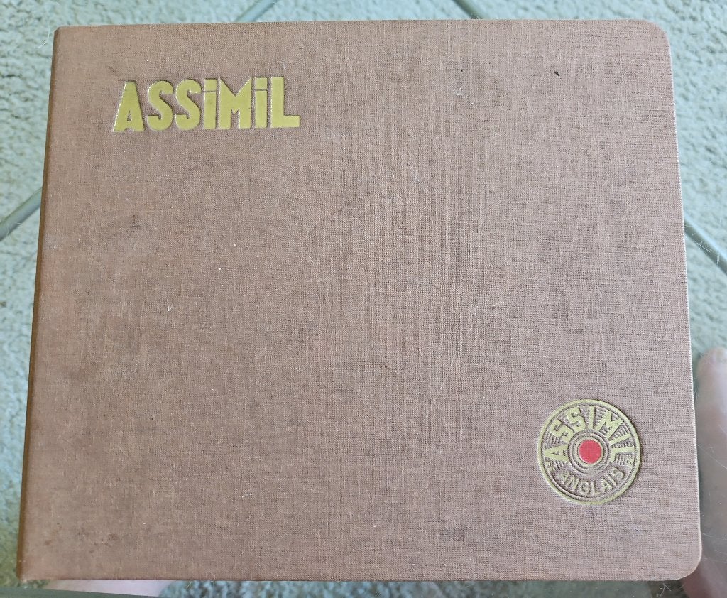 Ancien coffret vintage Assimil – anglais – complet, Enlèvement, Audio et Vidéo