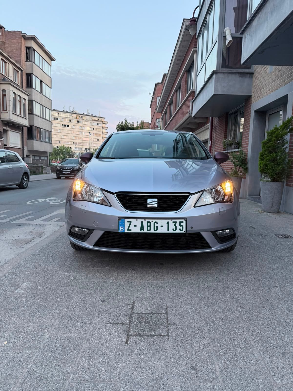 Seat Ibiza benzine automaat 51dkm nieuw 0485905657, Auto's, Seat, Stof, 4 cilinders, Blauw, Ibiza