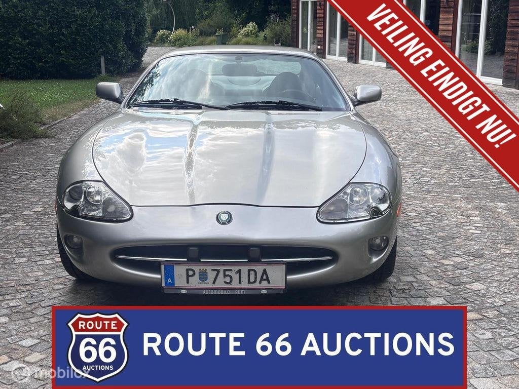 Jaguar XK8 Coupe | 1998 | Route 66 Auctions, Auto's, Zwart, Bedrijf, Handgeschakeld, Overige carrosserie