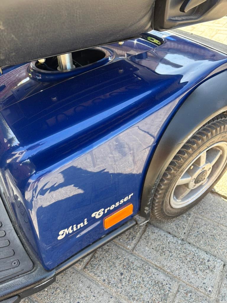 Mobiel schooter.       mini crosser, Ophalen, Zo goed als nieuw