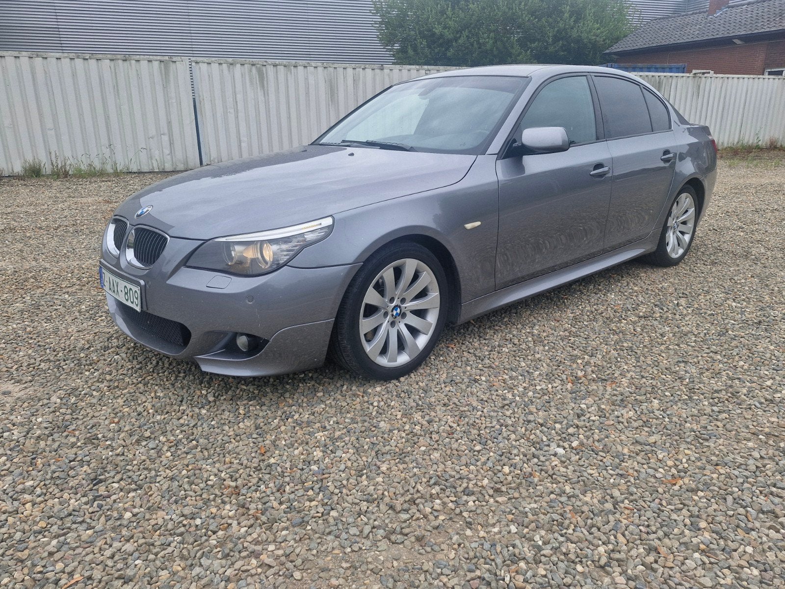 BMW 530D M-PACKAGE BJ 2007 FACELIFT COMPLET. OPTIONS GKVVK, Autos, Cuir, Argent ou Gris, Entreprise, Carnet d'entretien