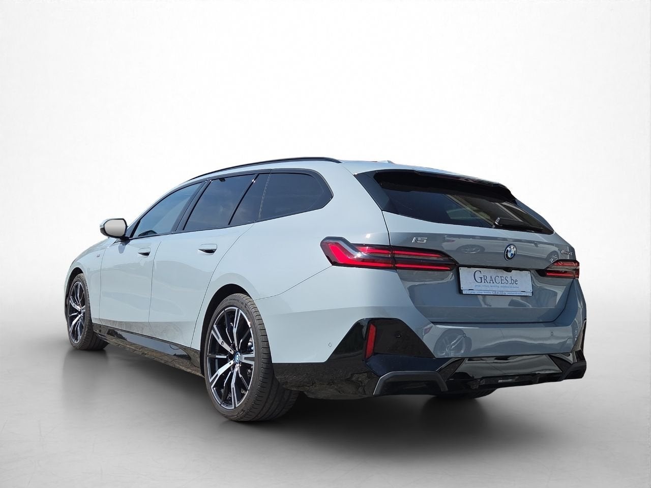 BMW i5 Touring eDrive40 M Sport 340pk (automatique), Autos, Cuir, Argent ou Gris, Achat, Carnet d'entretien