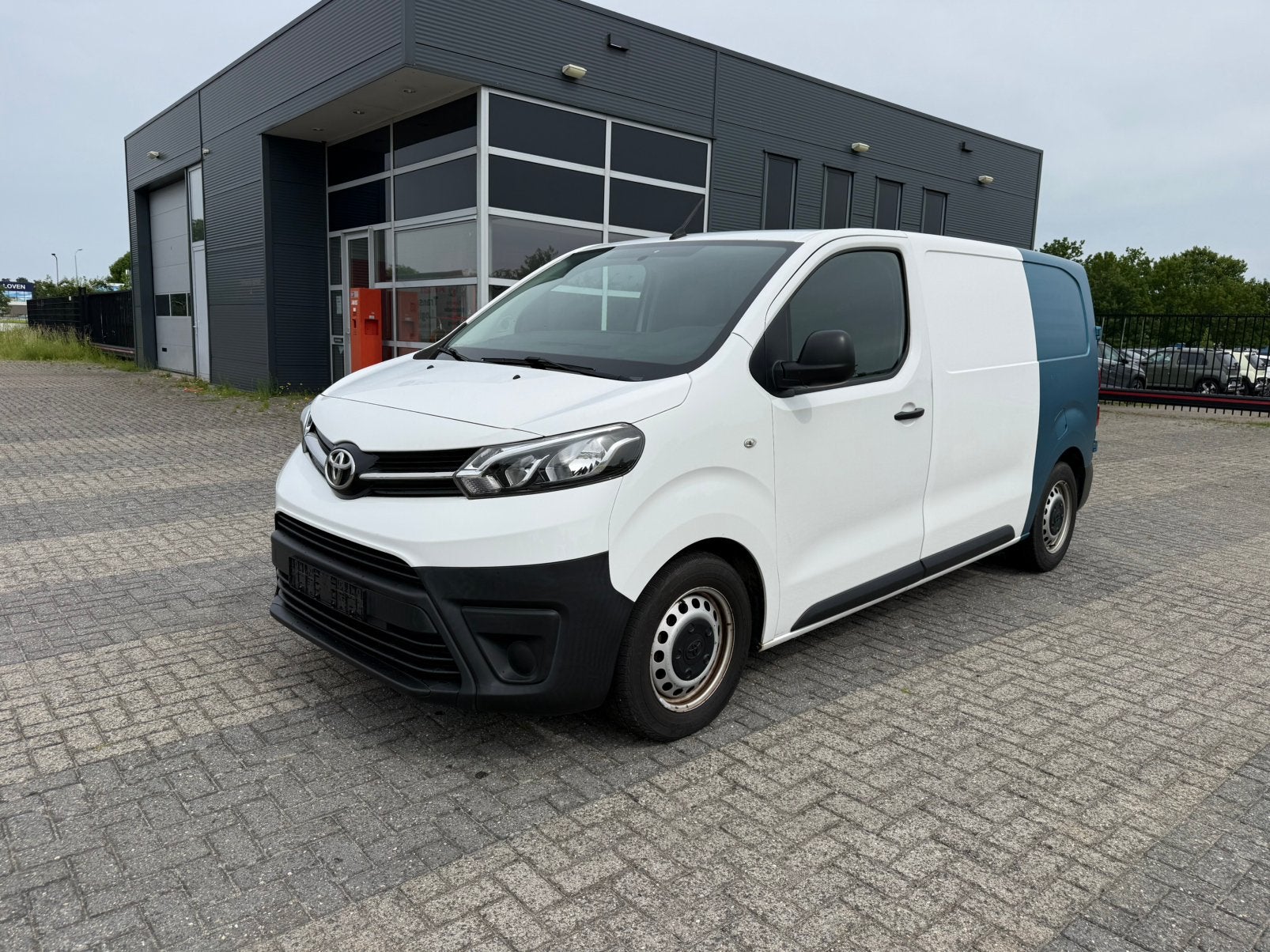 Toyota - Proace 1.6 D cool comfort, Autos, Camionnettes & Utilitaires, Achat, Euro 6, 3 places, Noir