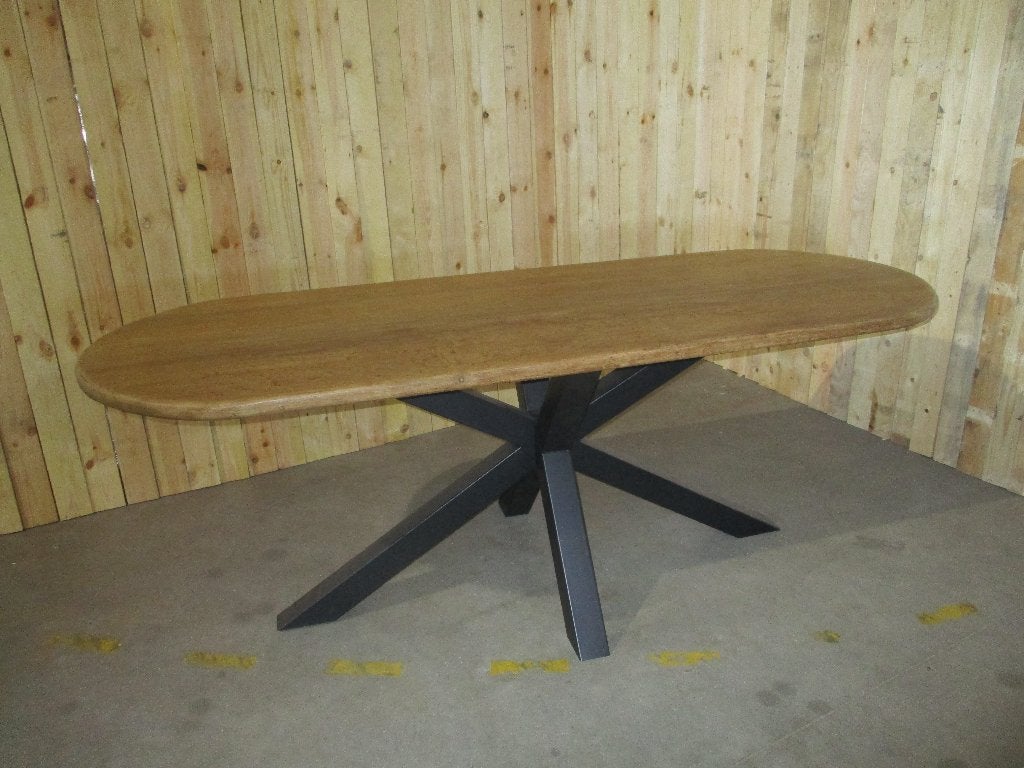 Ovale eikenhouten eettafel, Ophalen, 50 tot 100 cm, Zo goed als nieuw, Vijf personen of meer