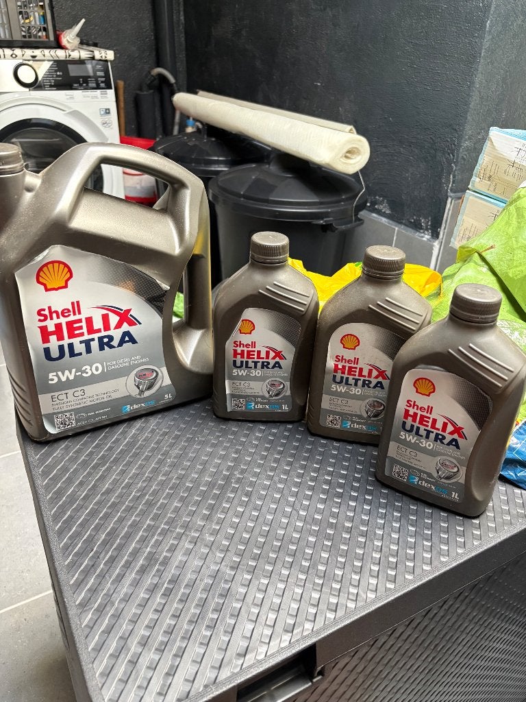 Huile moteur Shell Helix 5W30 8 litres, Autos : Pièces & Accessoires, Enlèvement, Neuf