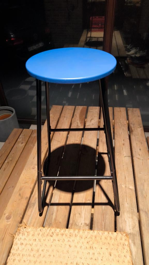 Barkruk, 3 krukken, Ophalen, Zo goed als nieuw, 60 tot 90 cm