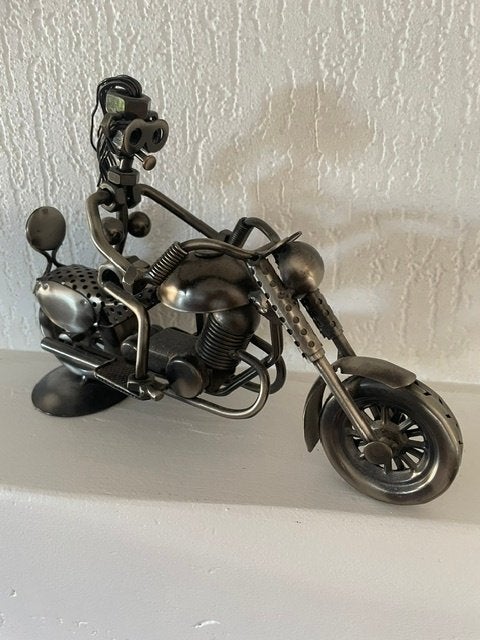 Metalen beeldje Motor – Handgemaakte Steampunk Biker Girl, Ophalen, Zo goed als nieuw, Metaal, Grijs