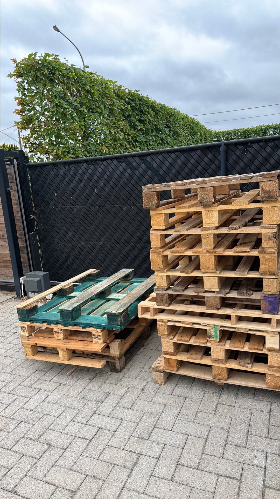 Gratis palletten en hout, Ophalen, Zo goed als nieuw