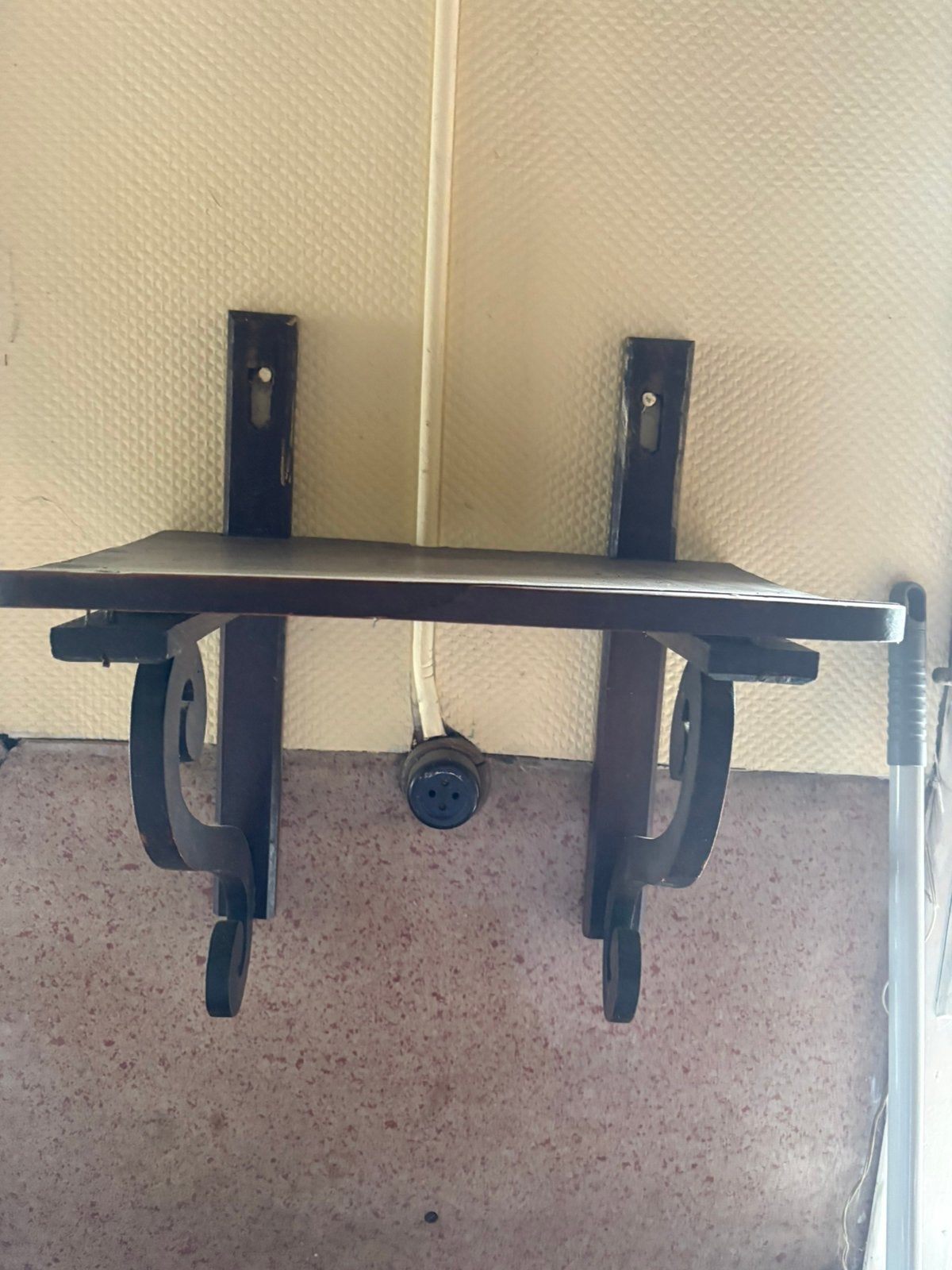 Houder/ tablet, Ophalen, Zo goed als nieuw