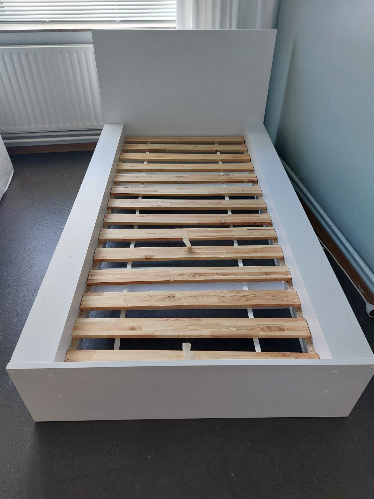 Kinderbed, Huis en Inrichting, Slaapkamer | Bedden, Ophalen, Hout