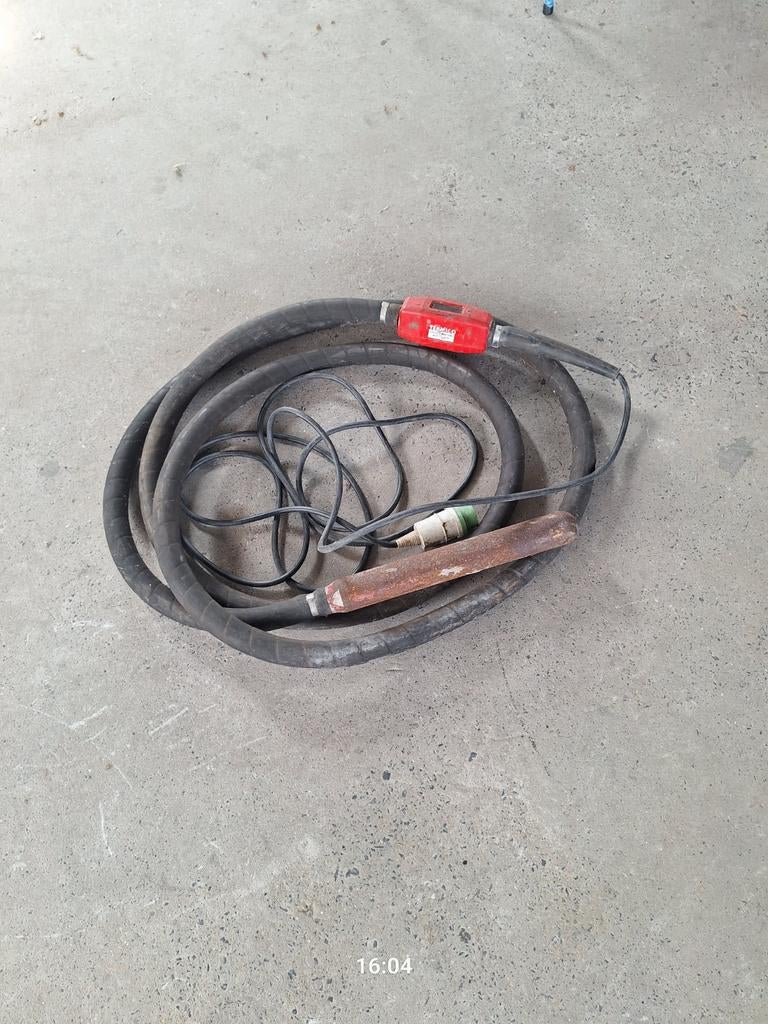 Fast Verdini : vibrateur à béton (vibrateur à immersion), Enlèvement