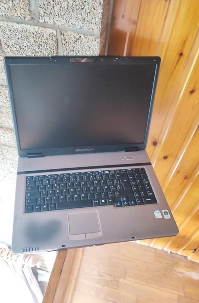 Medion akoya 18 inch laptop voor export, Computers en Software, Windows Laptops, Ophalen, Medion Akoya, Intel, 17 inch of meer