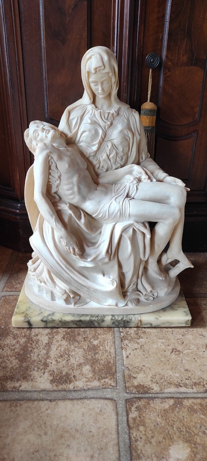 Sculpture classique « Pietà del Michelangelo », en albâtre, Antiquités & Art, Enlèvement ou Envoi