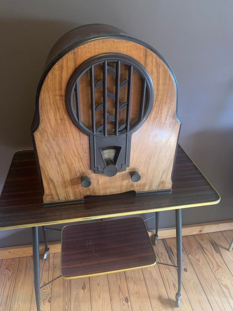 Antieke philips radio, Ophalen