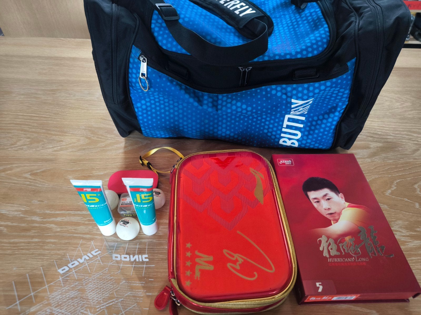 lot de tennis de table (sac, housse raquette , bois , ect), Sports & Fitness, Enlèvement, Utilisé, Filet, Raquette(s) ou Balle(s)
