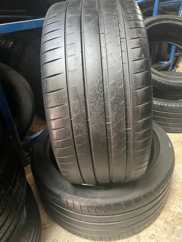 325/35/23 Michelin avec montage et équilibrage, Enlèvement