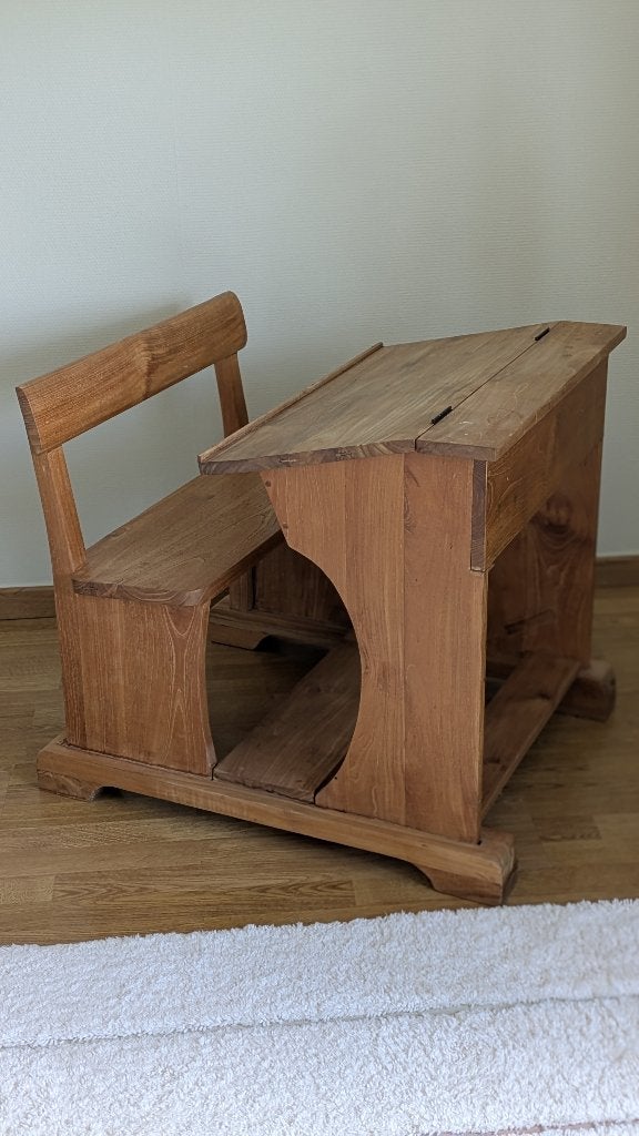 Banc d'école, Enlèvement