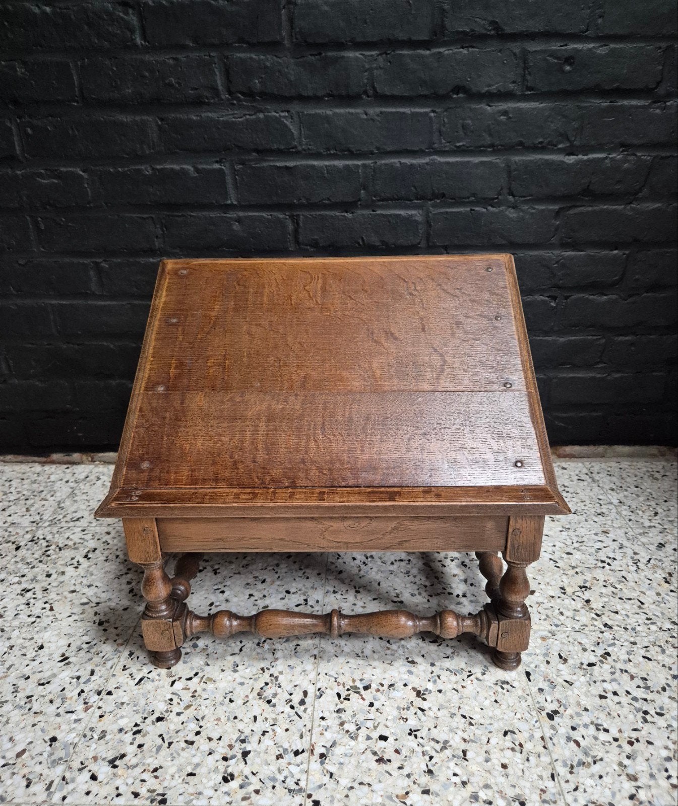Eiken houten boekenstandaard 📚, Antiek en Kunst, Ophalen
