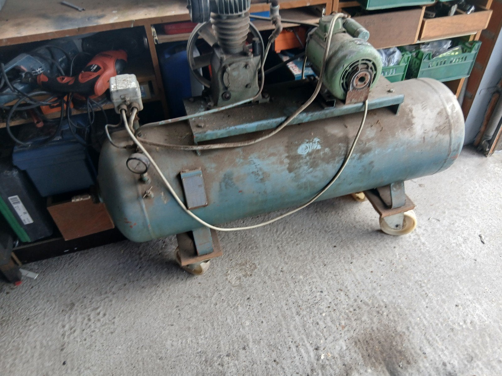 Compressor, Doe-het-zelf en Bouw, Compressors, Ophalen