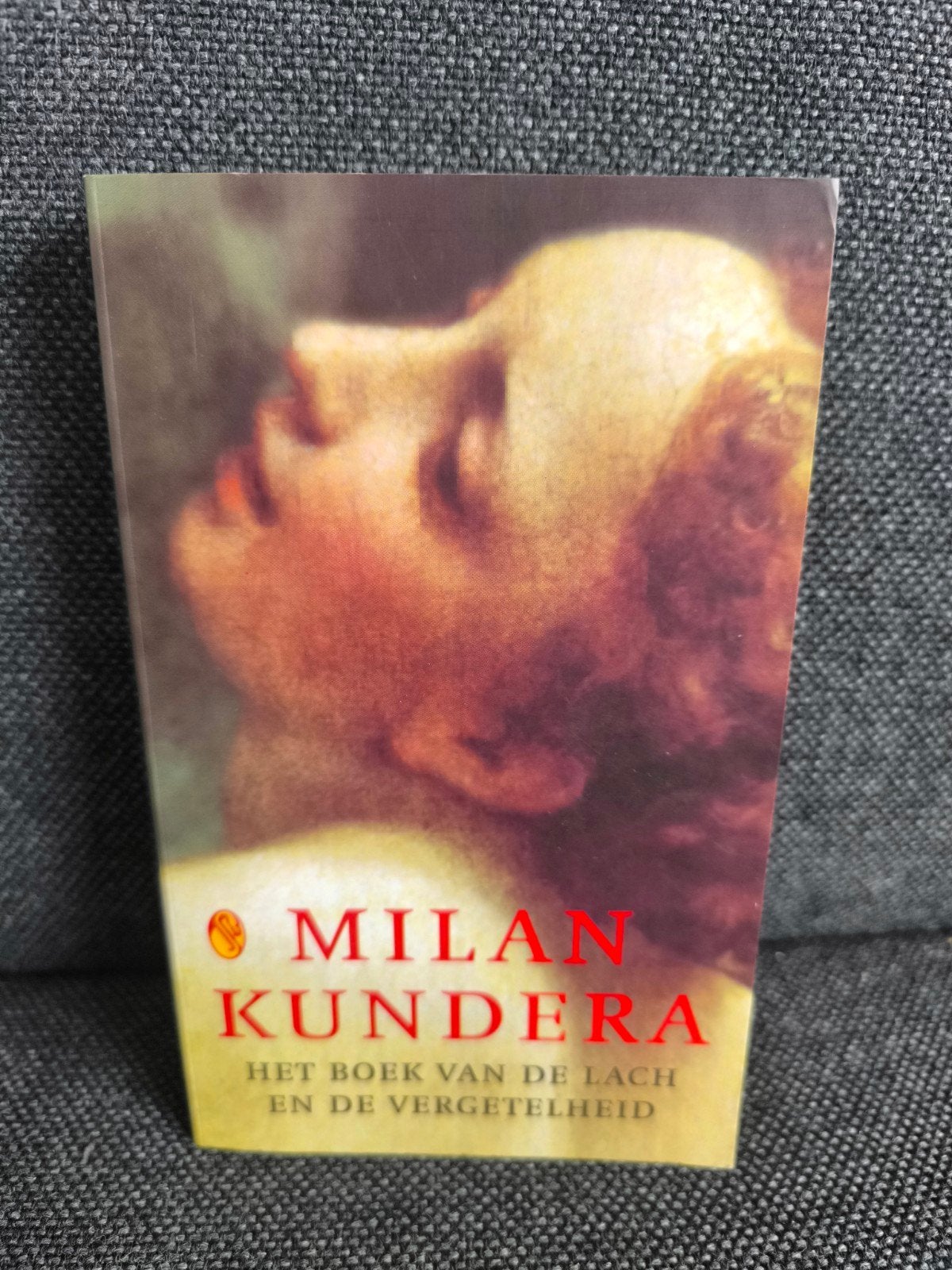 Het boek van de lach en de vergetelheid (Milan Kundera), Ophalen, Zo goed als nieuw, Milan Kundera, Europa overig