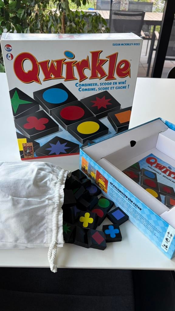 Quirkle gezelschapsspel, Trois ou quatre joueurs, Enlèvement ou Envoi, Comme neuf