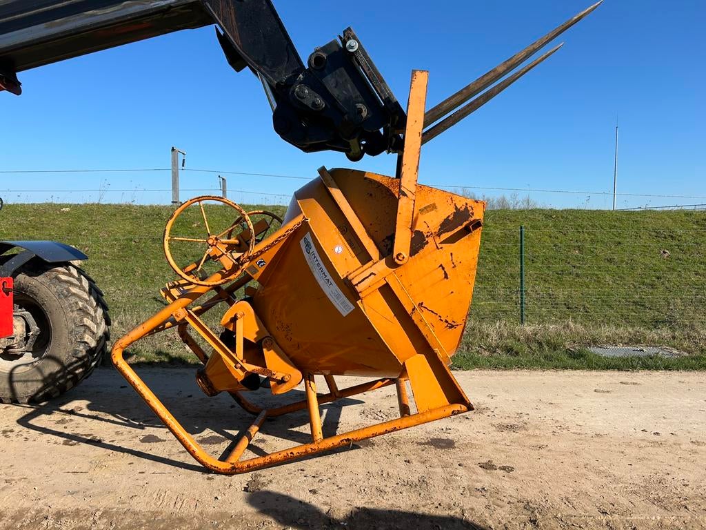 Betonkubel 750L, Ophalen, Gebruikt