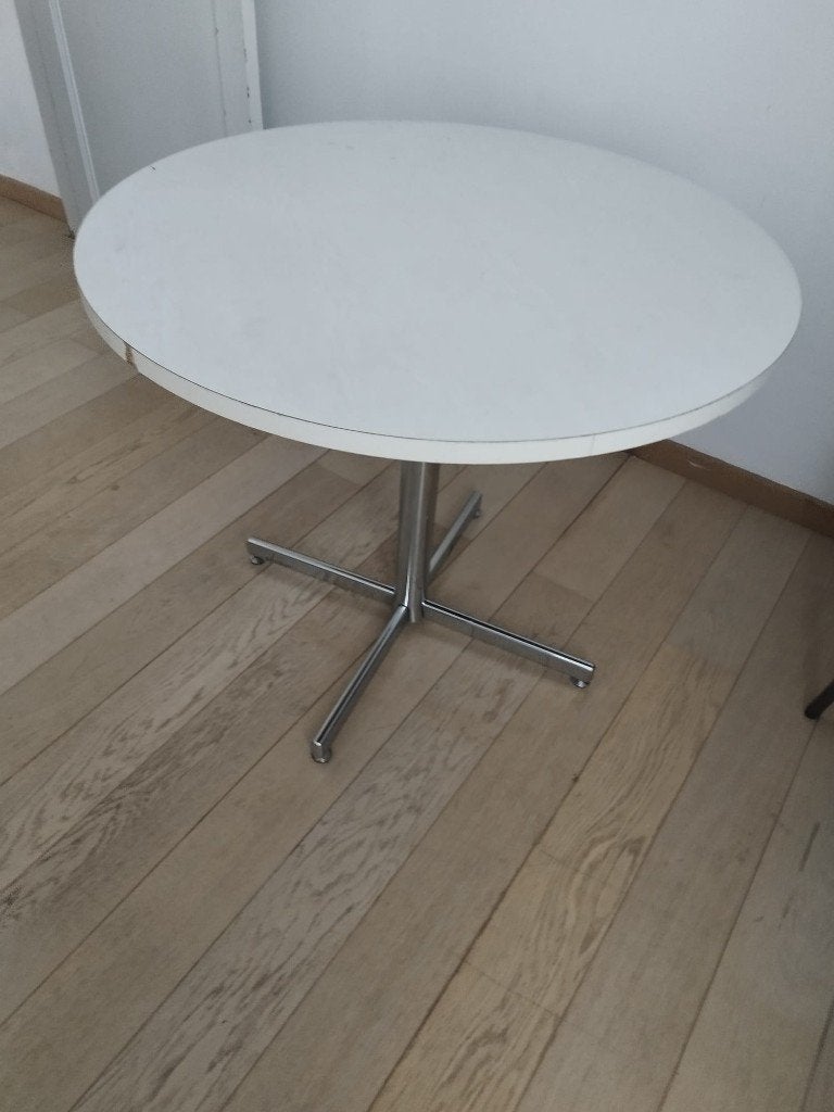 tafel, Ophalen, Gebruikt, Vier personen, Rond