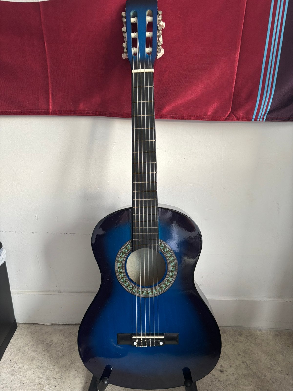 Gitaar, Ophalen, Zo goed als nieuw