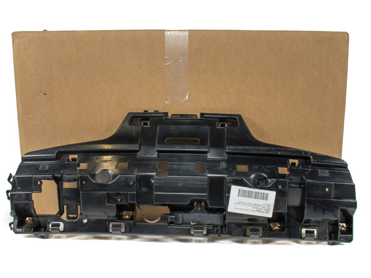 CADRE DE PARE CHOC ARRIÈRE F32 F36 BMW 4 serie (F33), Utilisé, BMW, Petuelring 130
80809  München, DE, Bayerische Motoren Werke AG