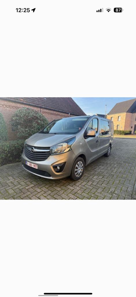Opel vivaro dubbel cabine €6! Met dak tent, Bedrijf, Navigatie