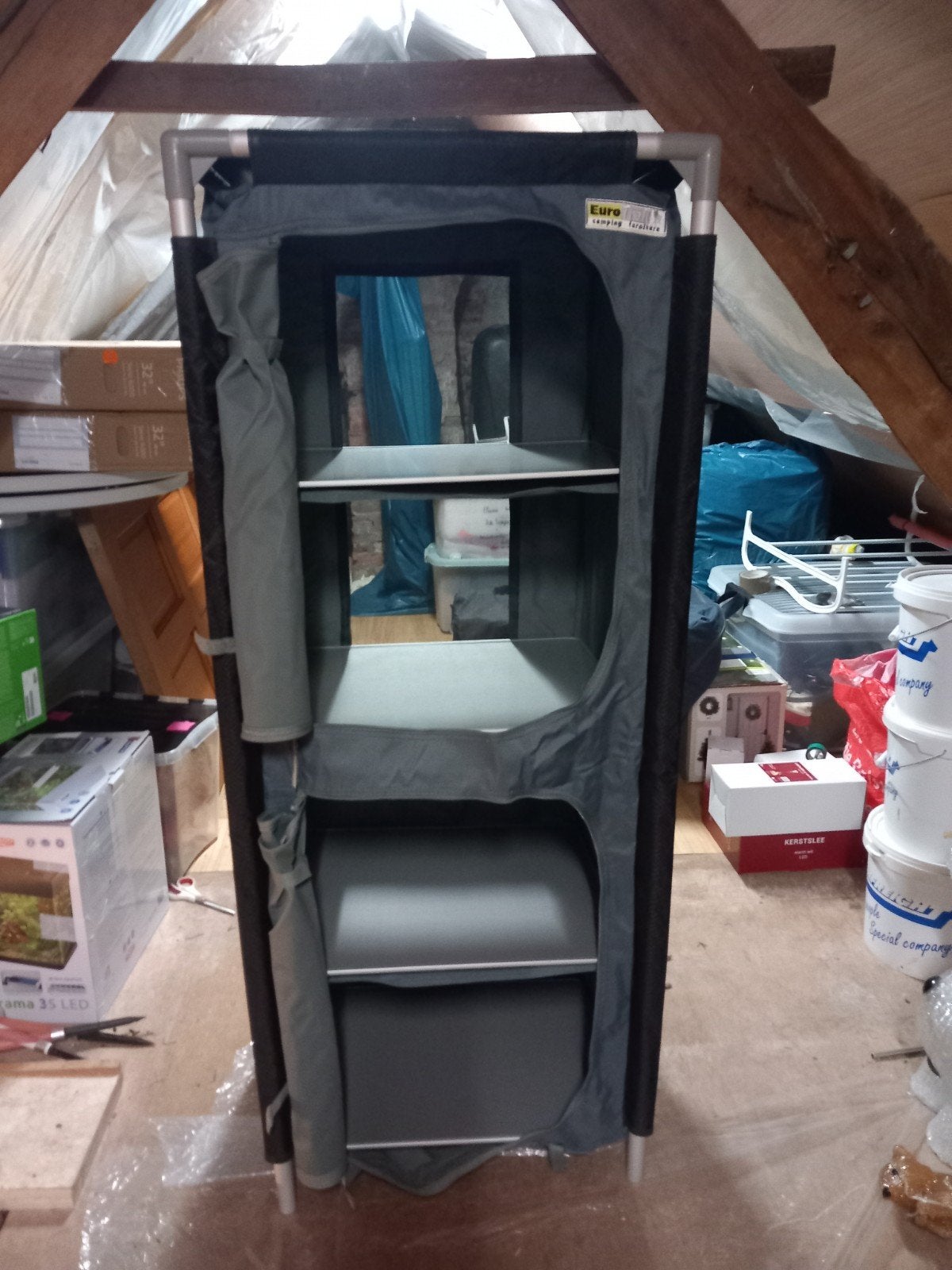 Eurotrail campingkast, Ophalen, Campingkast