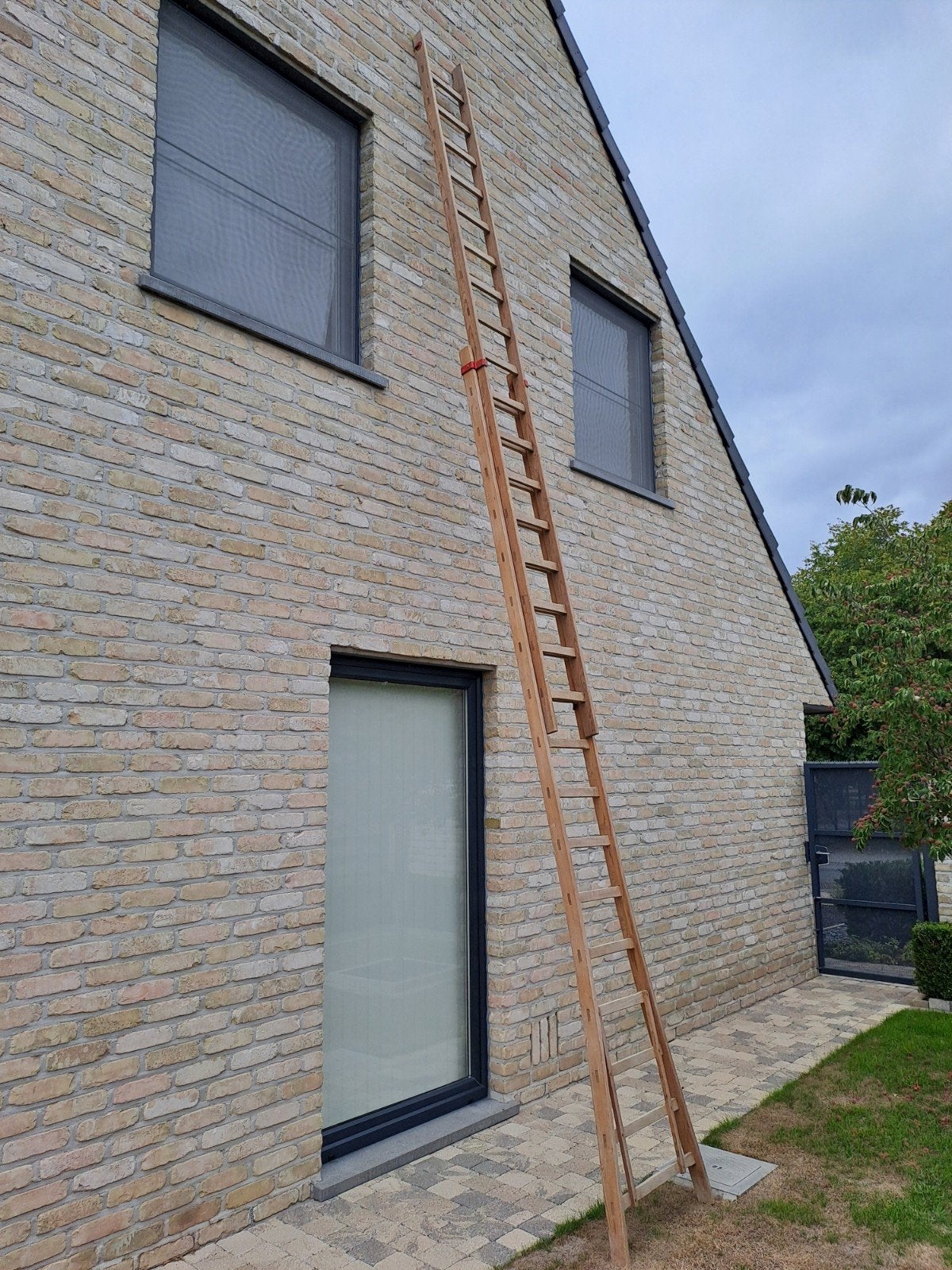 Échelle coulissante, Bricolage & Construction, Enlèvement, Échelle, Pliable ou rétractable/escamotable, 4 mètres ou plus