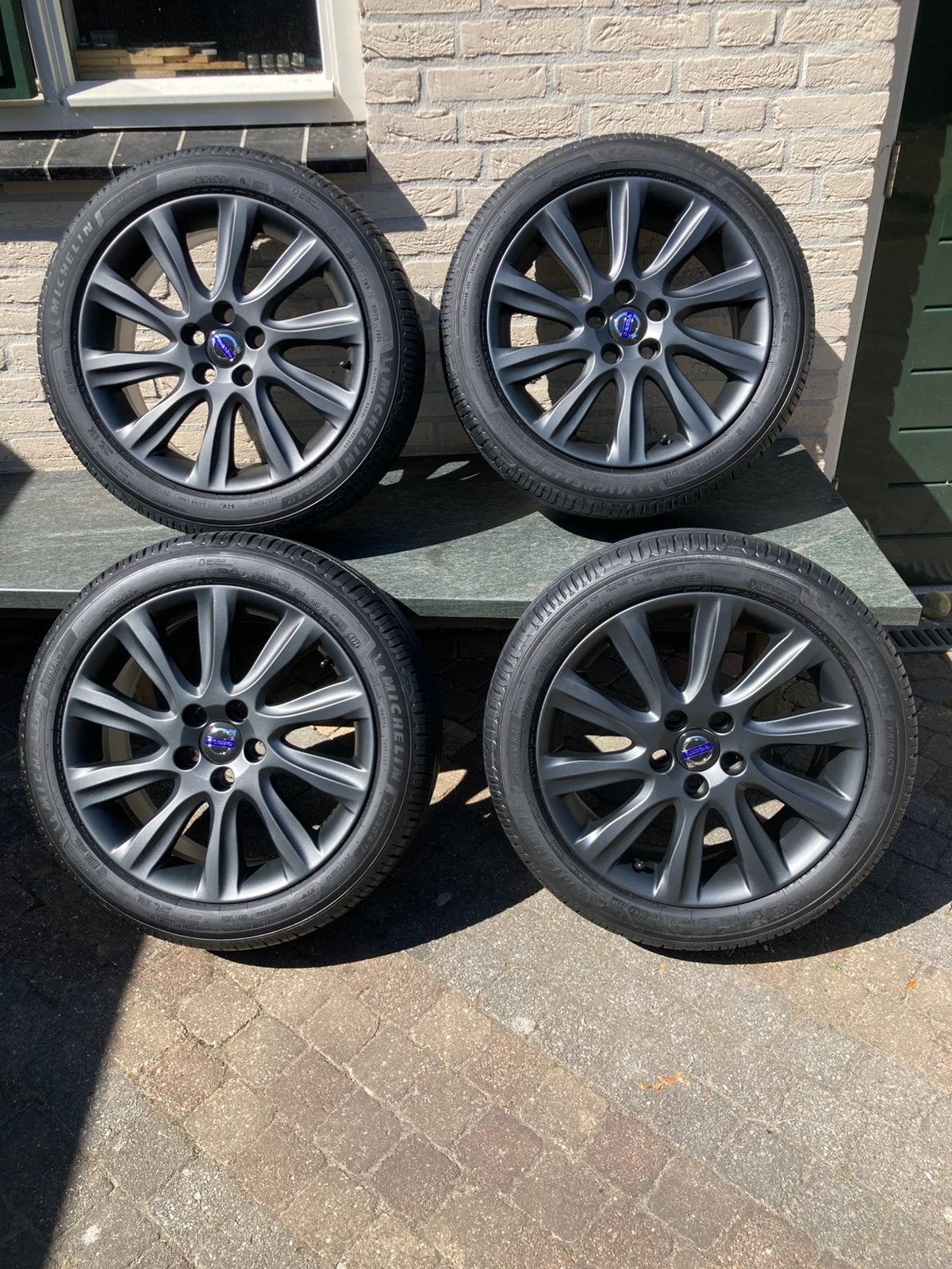 Volvo 17 inch Michelin zomerbanden 16 inch Dunlop winterband, Auto-onderdelen, Ophalen, 16 inch, Band(en), Zomerbanden