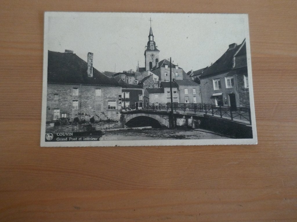 couvin, grand pont et intérieur de couvin, Enlèvement ou Envoi, Non affranchie, Namur