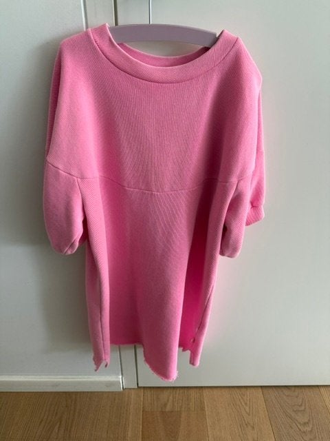 Bellerose kleedje felroze 10jaar   NIEUW, Enfants & Bébés, Vêtements enfant | Taille 140, Neuf, Robe ou Jupe, Enlèvement ou Envoi