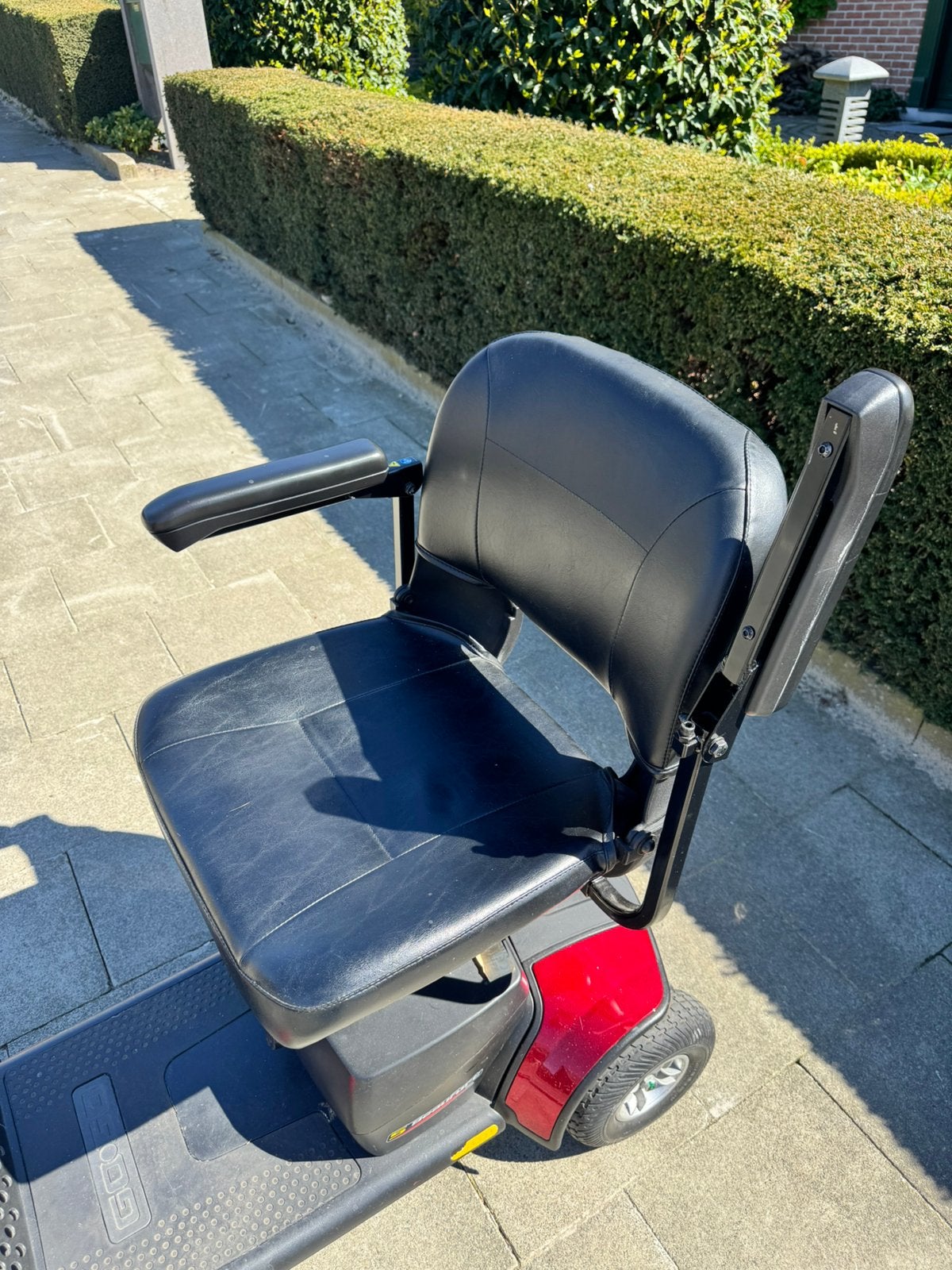 NIEUWESTAAT Pride GoGo Scootmobiel met grootste accus pakket, Ophalen of Verzenden, Inklapbaar, Zo goed als nieuw, Elektrische rolstoel