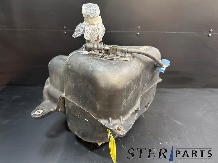 Réservoir Adblue d'un Mercedes Sprinter, 3 mois de garantie, Utilisé, -, -