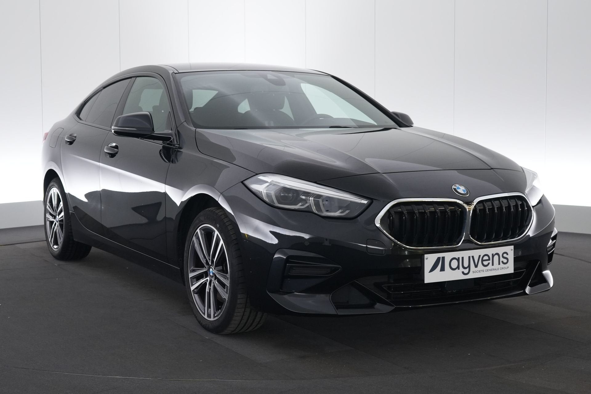 (2CAG245) BMW 2 GRAN COUPE, 4 deurs, Stof, Gebruikt, Euro 6