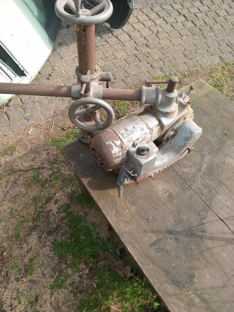 Aanvoer topy, Doe-het-zelf en Bouw, Ophalen