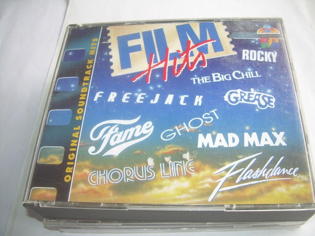 COFFRET DE 2 CD - RADIO 2 - FILMS À SUCCÈS, CD & DVD, CD | Compilations, Enlèvement ou Envoi, Comme neuf, Musique de films et Bande son