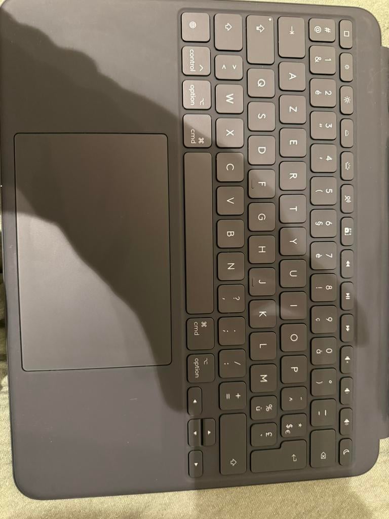 Logitech Combo Touch Apple iPad Pro 13 inches AZERTY, Enlèvement, Comme neuf