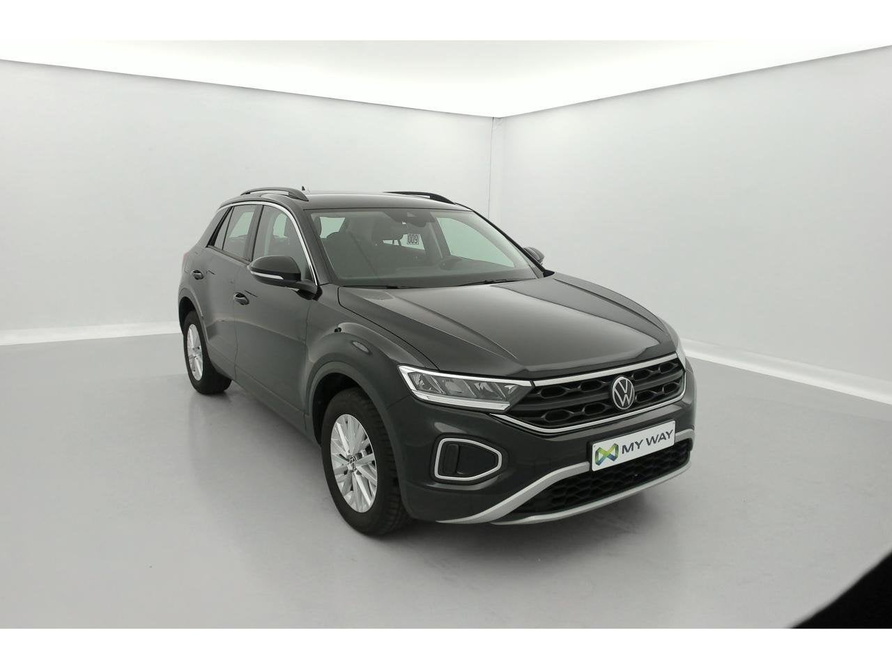 Volkswagen T-Roc 1.0 TSI Life Business, Autos, Achat, Ordinateur de bord, Boîte manuelle, 136 g/km