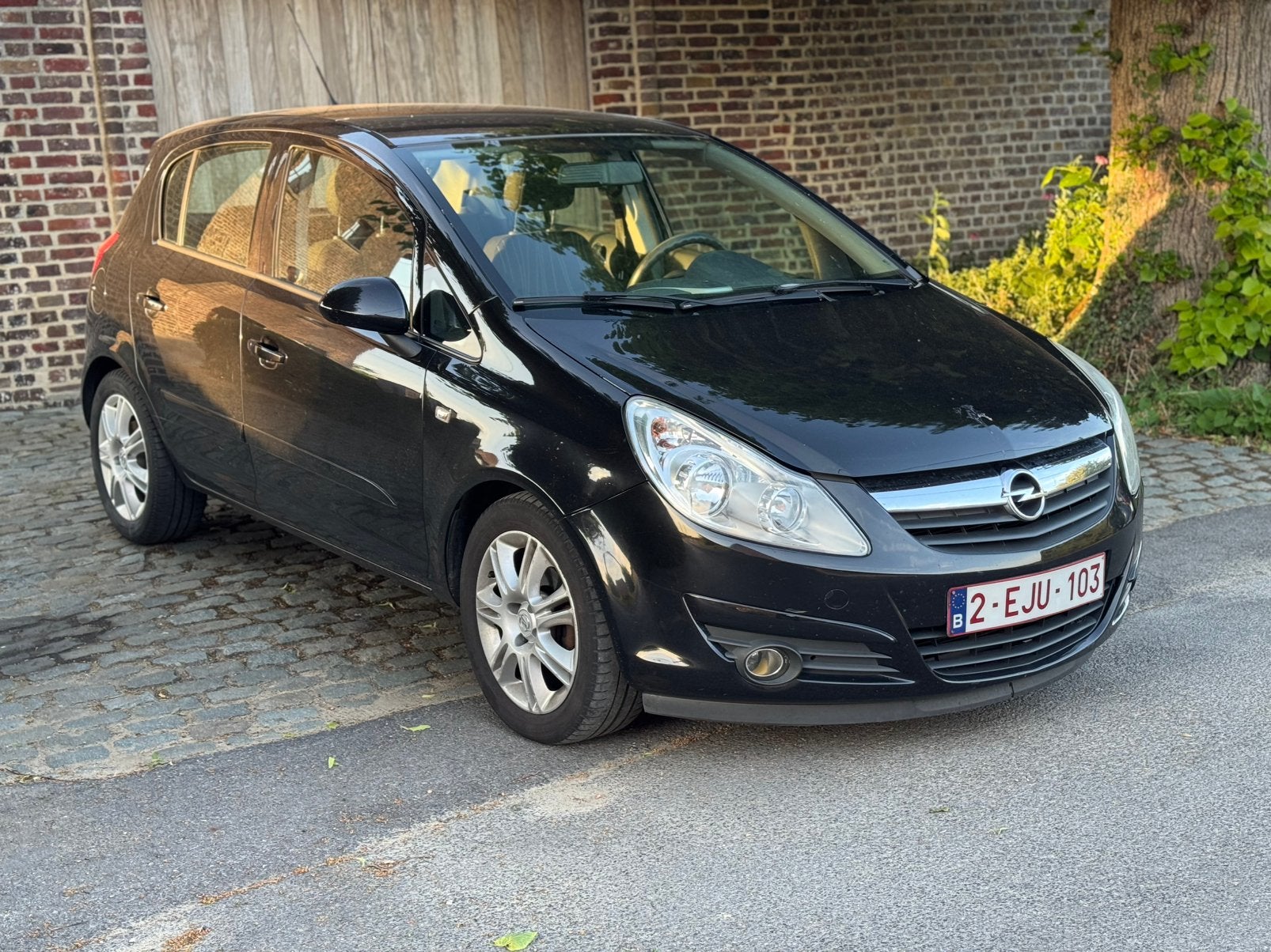 OPEL CORSA/CLIMATISATION ! /5 PORTES ! /ÉTAT IMPECCABLE !, Autos, Achat, Boîte manuelle, Entretenue par le concessionnaire, Noir