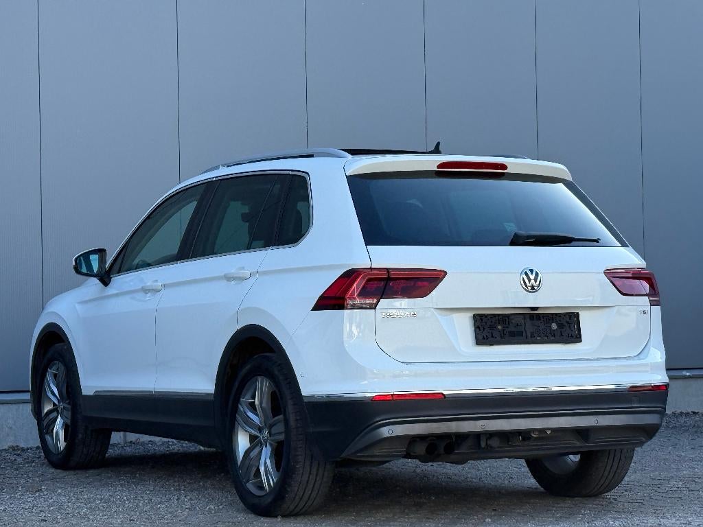 Volkswagen Tiguan 1.4TSI Highline DSG Veel Opties Garantie*, Auto's, 140 g/km, 4 cilinders, USB, Wit