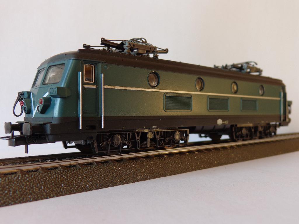 Lima ho sncb/nmbs 2 R  Loco électrique 208185 S., Hobby & Loisirs créatifs, Trains miniatures | HO, Enlèvement ou Envoi, Neuf