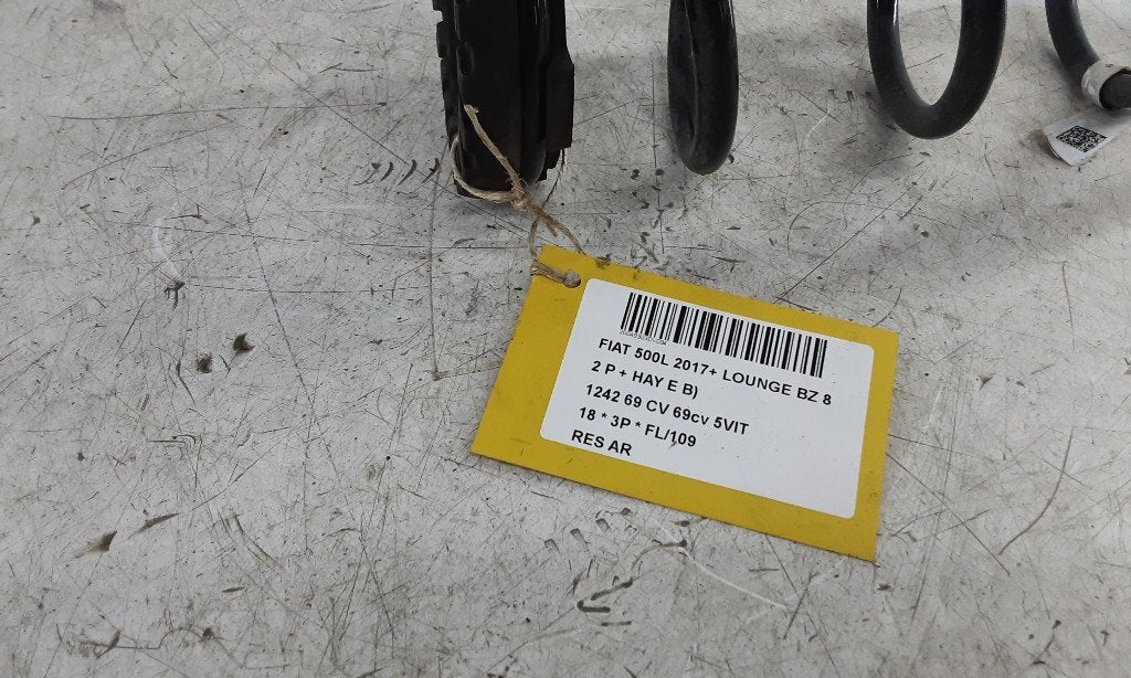 SCHROEFVEER ACHTER Fiat 500 (312) (01-2007/12-2012), Gebruikt, Mevr. I. Hauben, Fiat, Rue de l'Espoir 34 34
4030  GRIVEGNÉE, BE