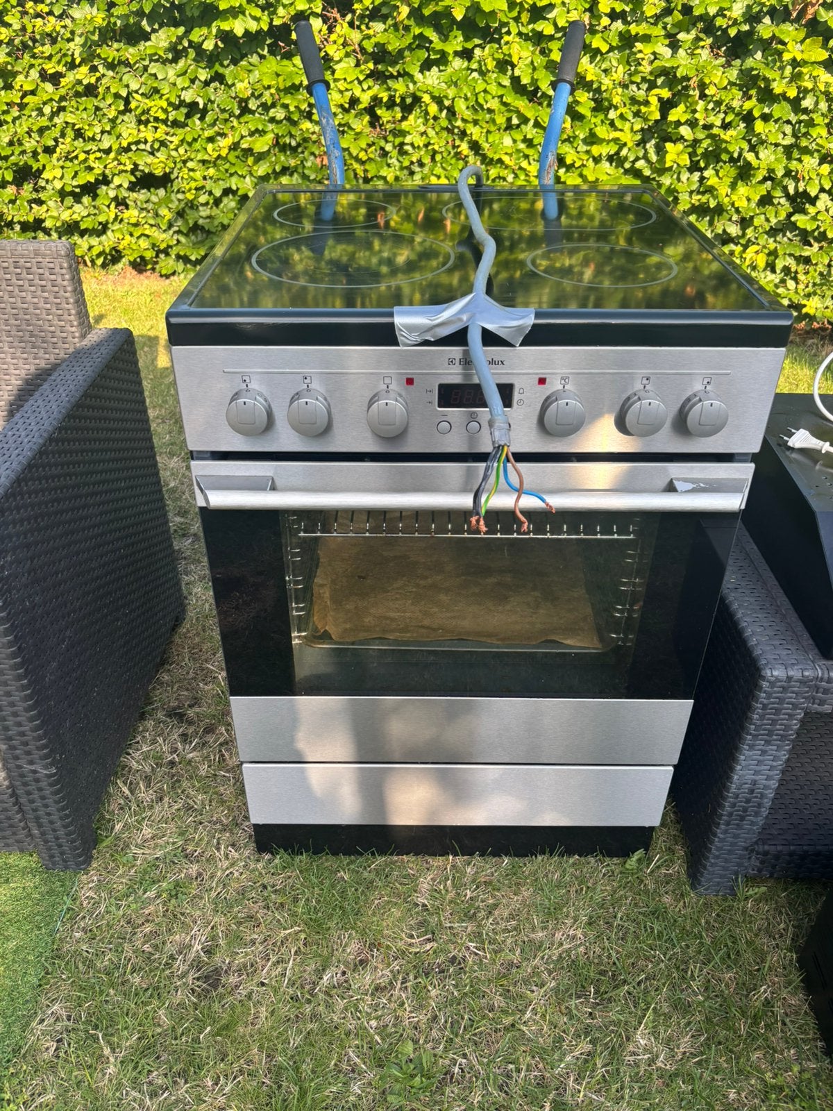 Elektrische fornuis, Elektronische apparatuur, Ophalen, Zo goed als nieuw, Oven