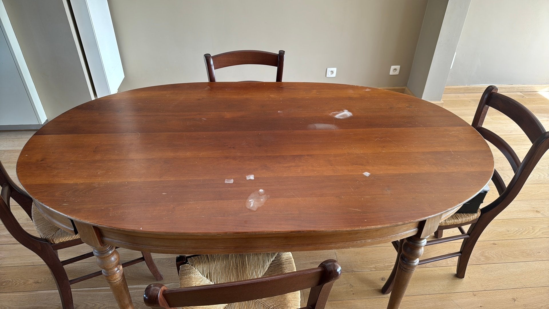 Table en noyer 180 extensible a 270, Enlèvement