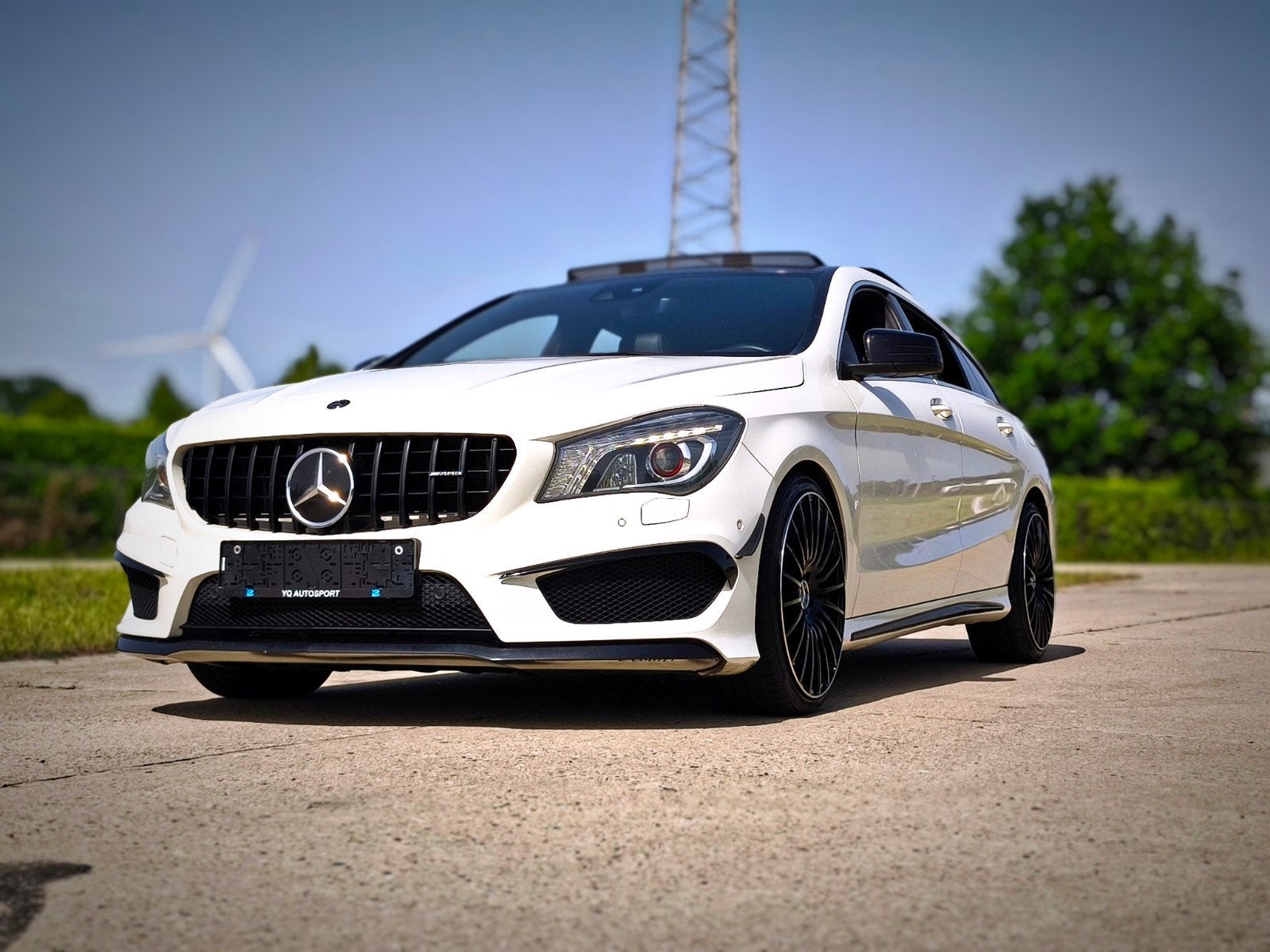 Mercedes-benz CLA 250 AMG panodak 4 Matic, Auto's, Automaat, CLA, Alcantara, Wit